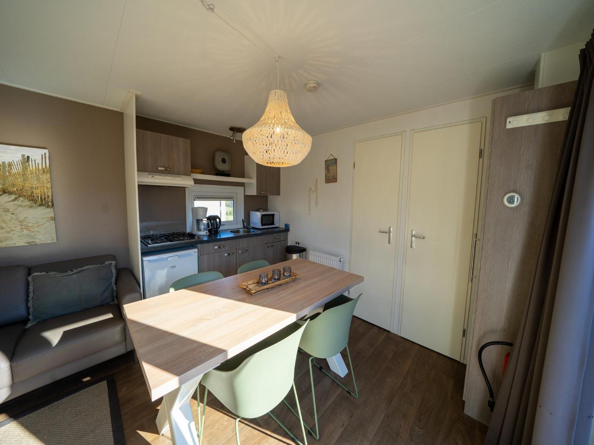 Well-Maintained Chalet With Terrace Hellevoetsluis Exteriör bild