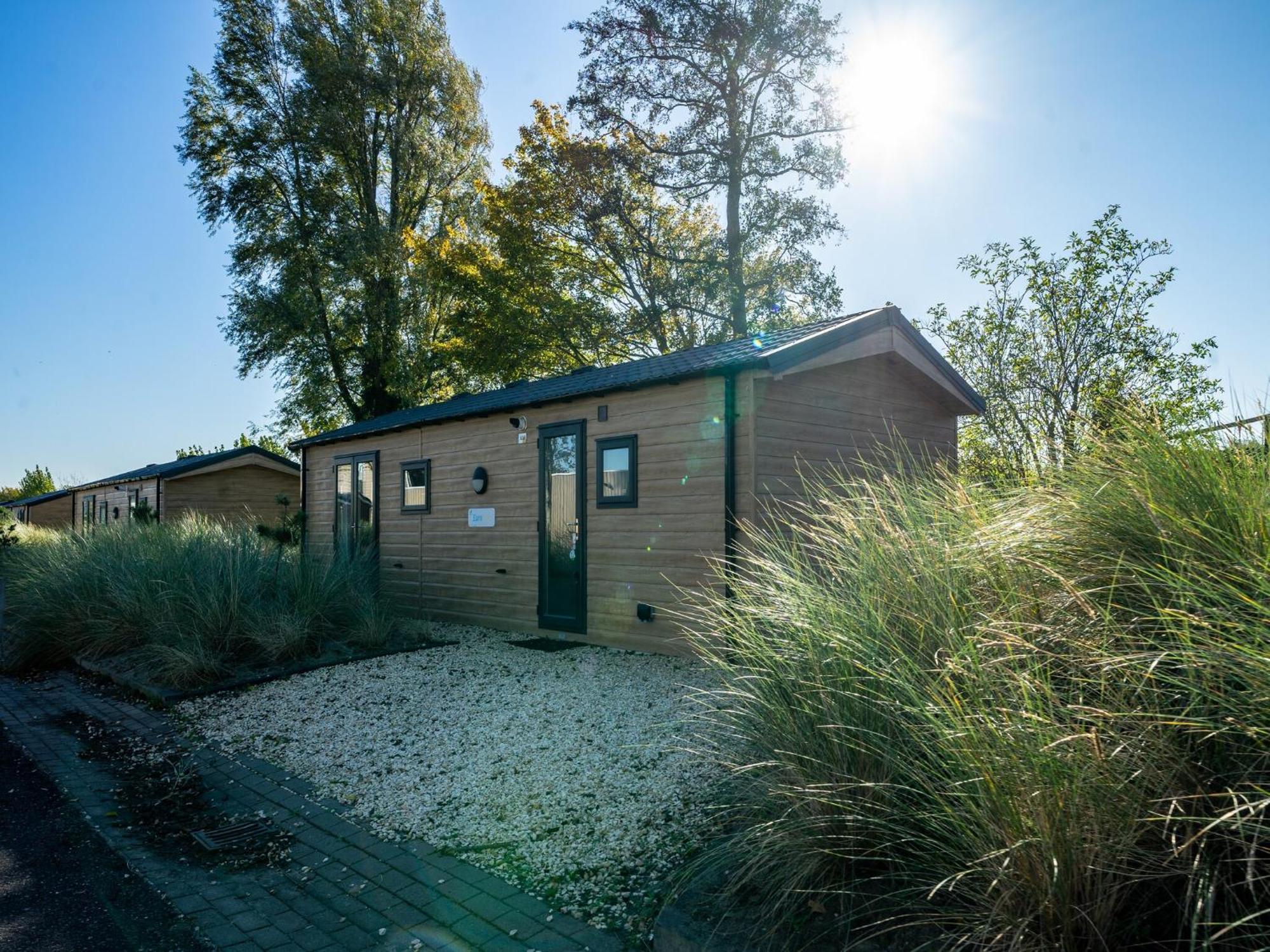 Well-Maintained Chalet With Terrace Hellevoetsluis Exteriör bild