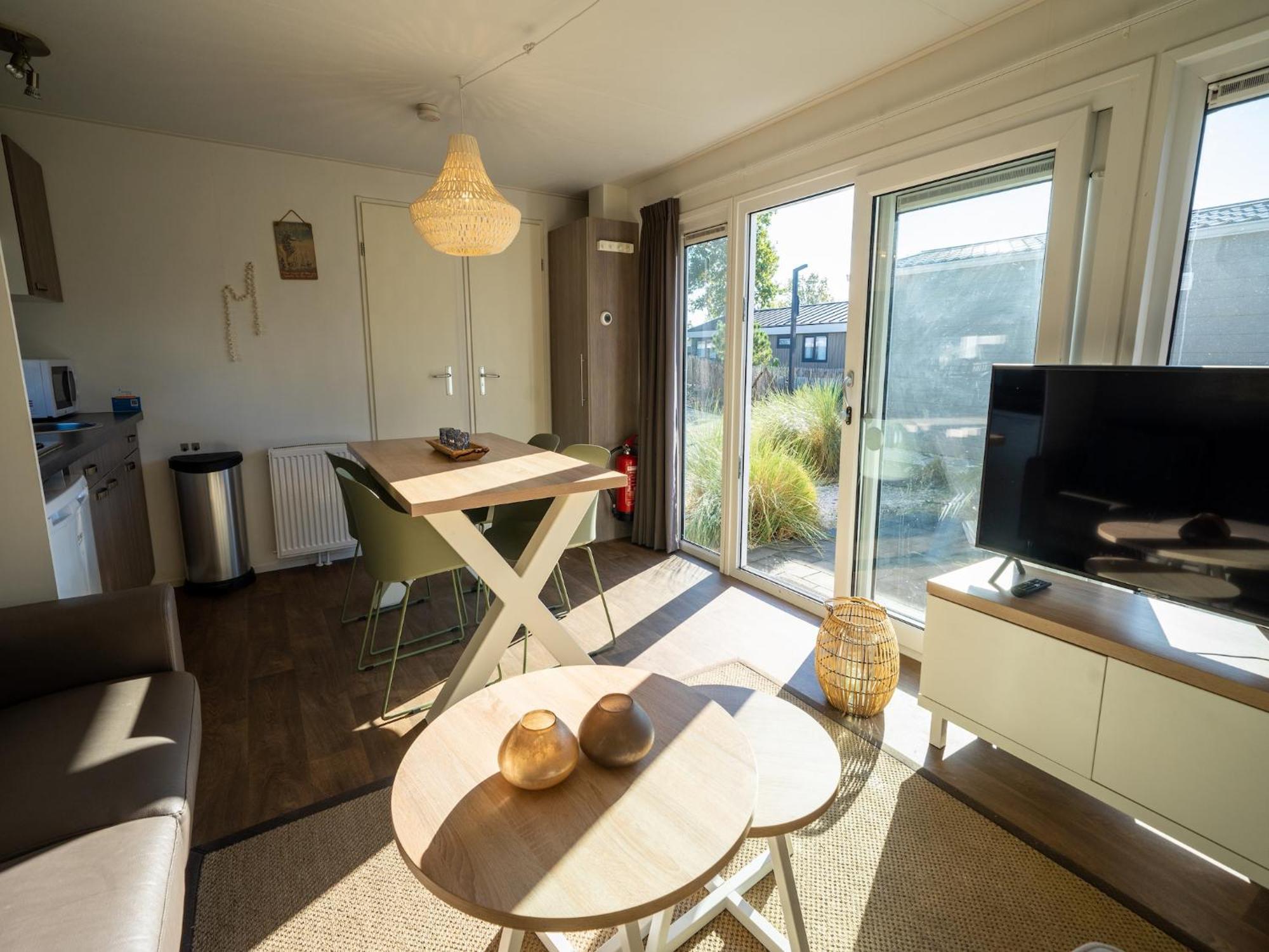 Well-Maintained Chalet With Terrace Hellevoetsluis Exteriör bild