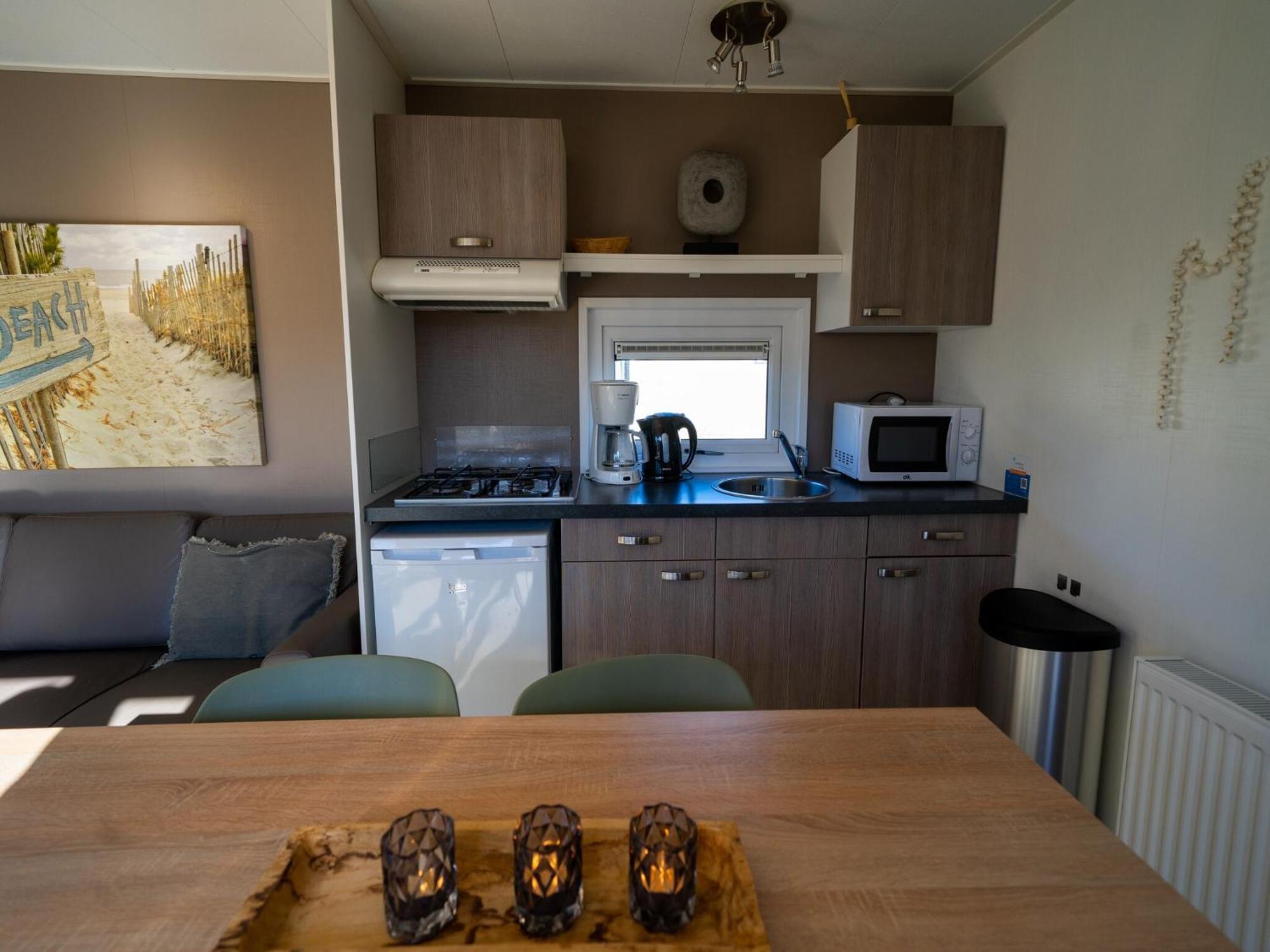 Well-Maintained Chalet With Terrace Hellevoetsluis Exteriör bild